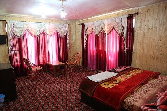 Hotel Glacier Heights Sonāmarg Екстериор снимка