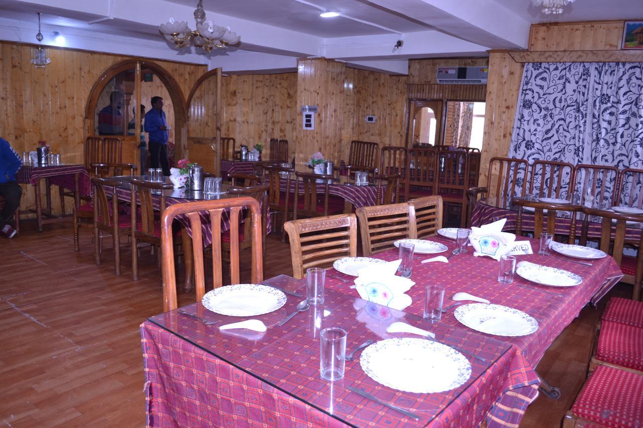 Hotel Glacier Heights Sonāmarg Екстериор снимка